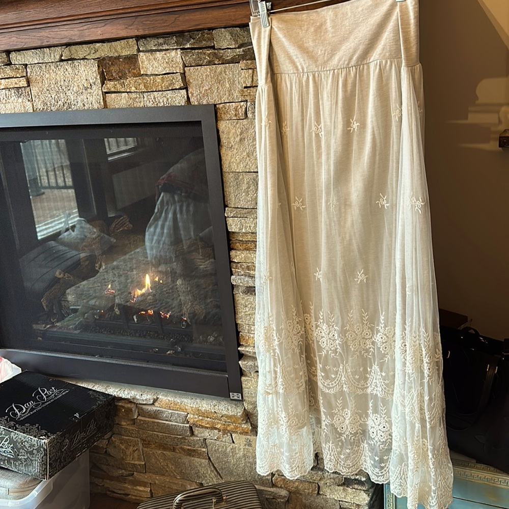 Sundance XL cream/beige lace and cotton knit maxi skirt